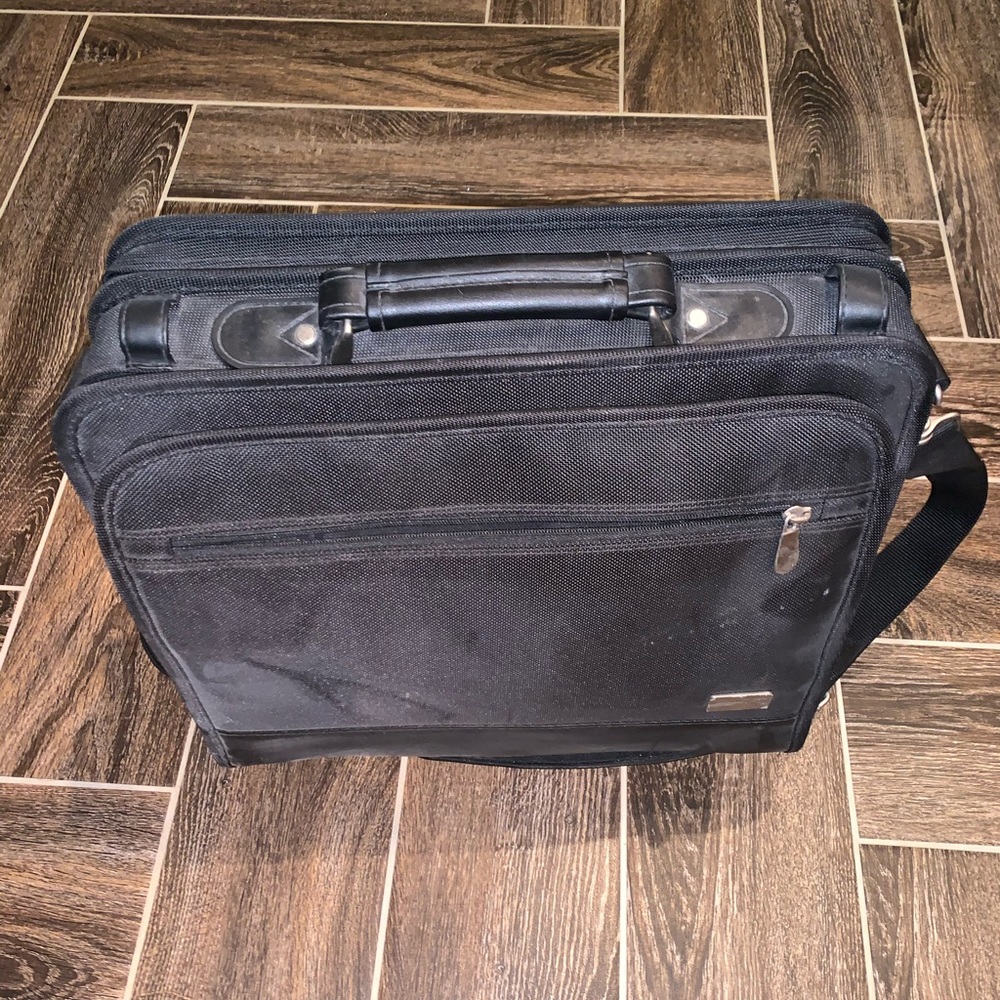 APC Travel Power Case